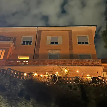 شقة Manzati *