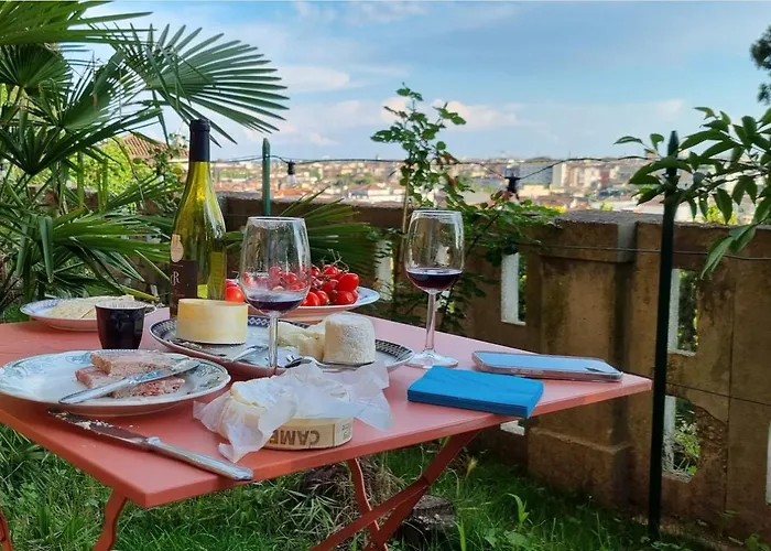 Apartman Manzati *